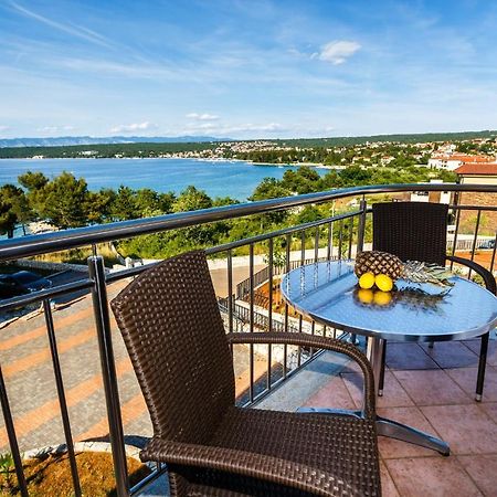 Apartments Mare & Mons Deluxe Malinska Dış mekan fotoğraf
