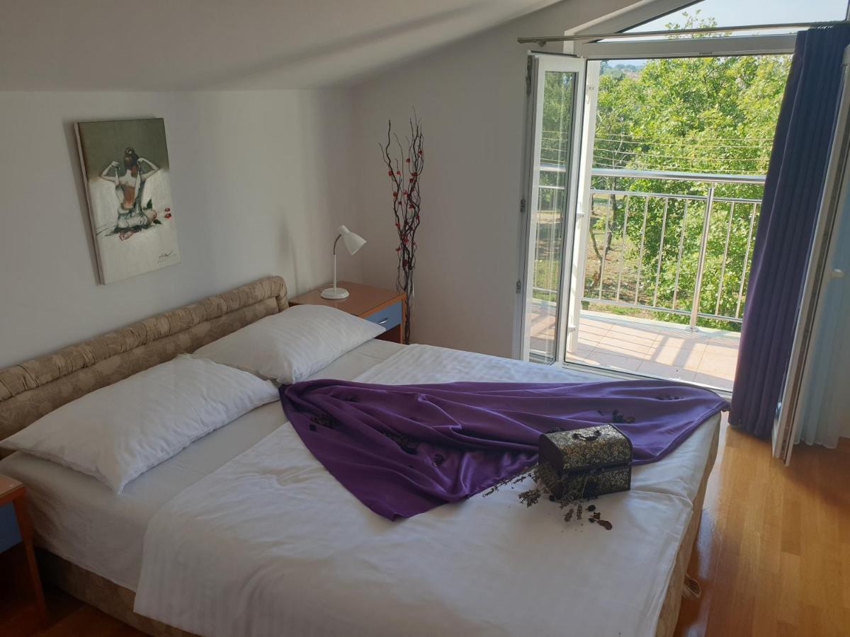 Apartments Mare & Mons Deluxe Malinska Dış mekan fotoğraf