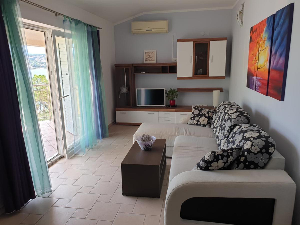 Apartments Mare & Mons Deluxe Malinska Dış mekan fotoğraf