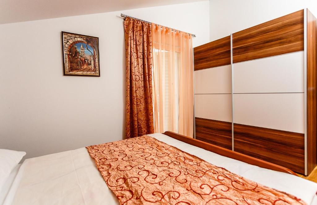 Apartments Mare & Mons Deluxe Malinska Oda fotoğraf