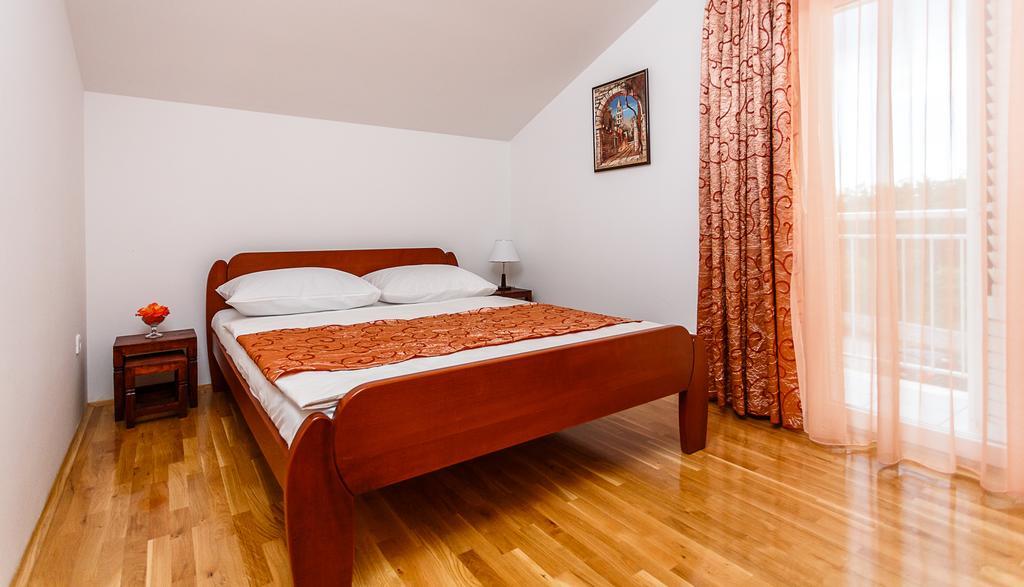 Apartments Mare & Mons Deluxe Malinska Dış mekan fotoğraf