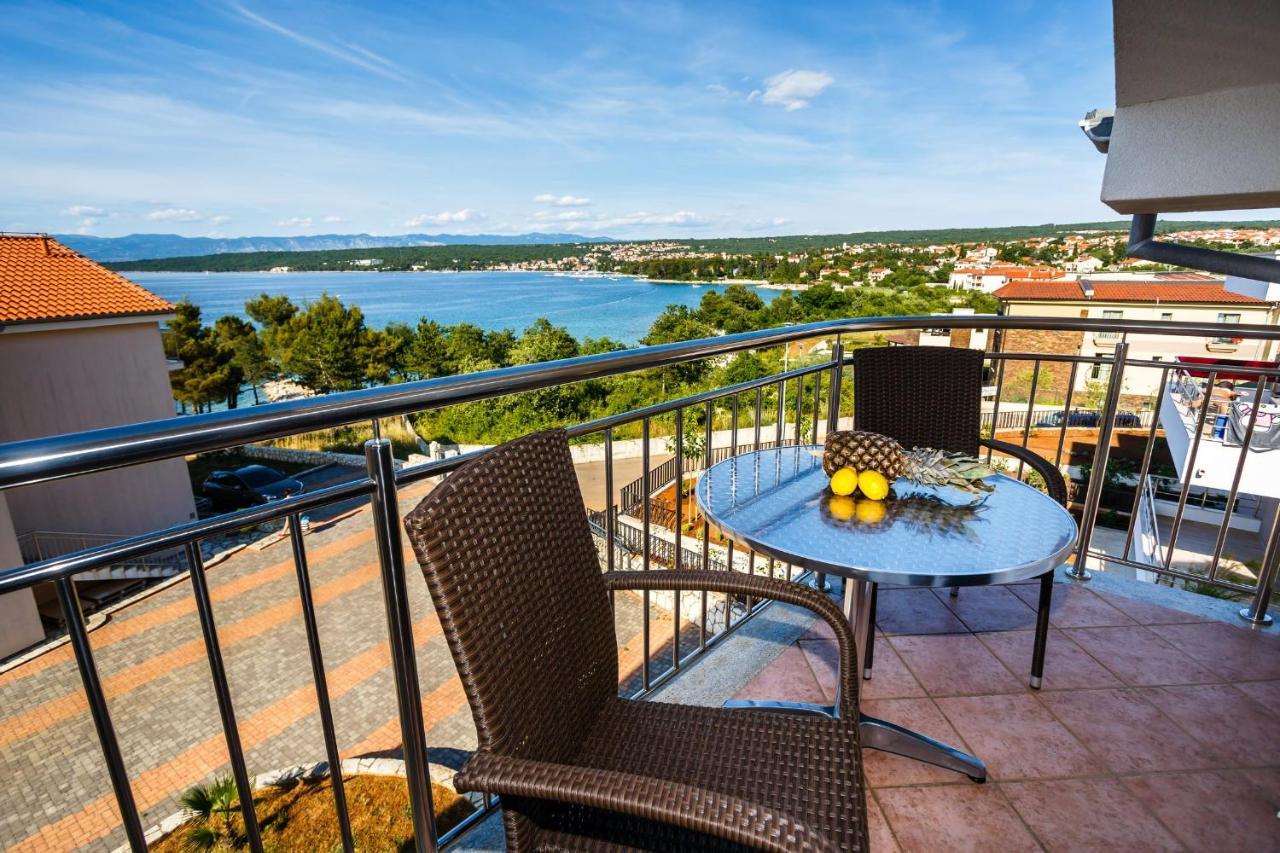 Apartments Mare & Mons Deluxe Malinska Dış mekan fotoğraf
